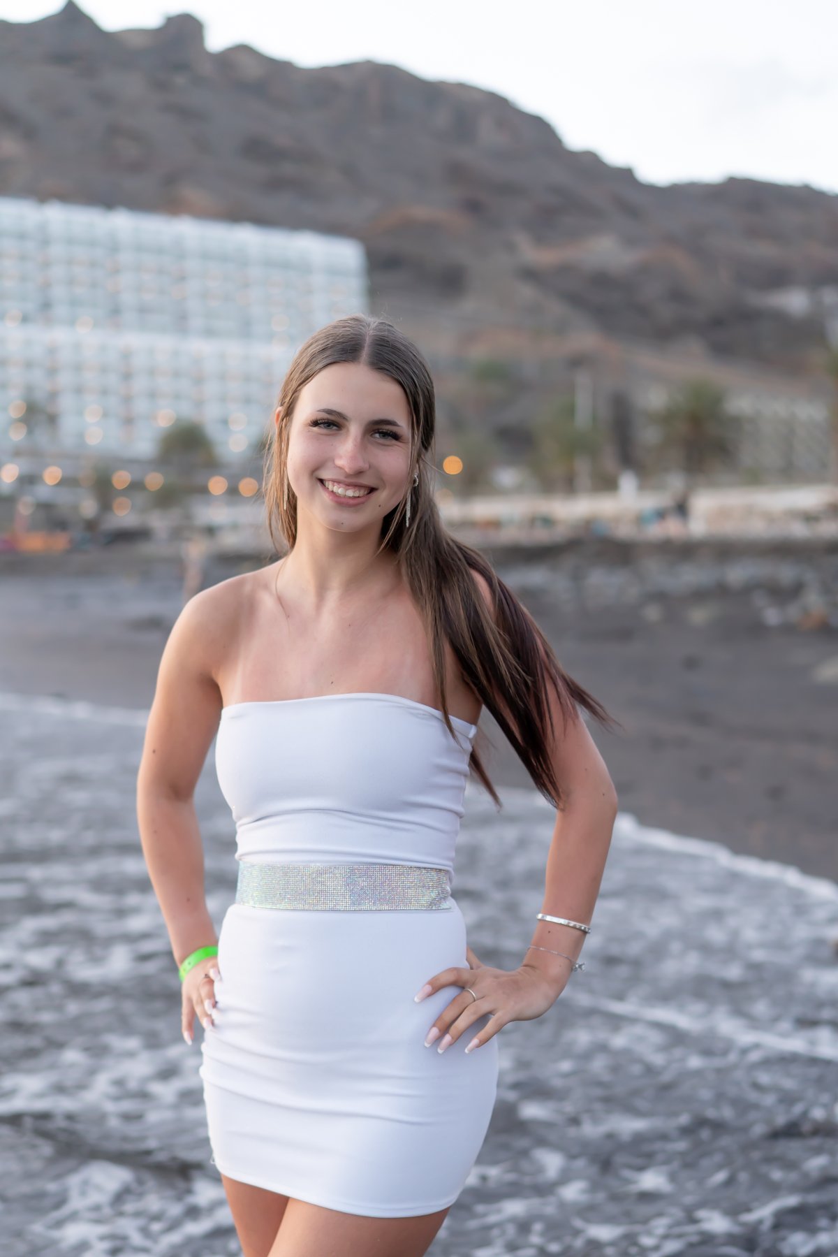 Love Story à Gran Canaria : Des moments romantiques pour toujours Laissez-nous capturer votre Love Story à Gran Canaria. Des moments romantiques et intimes immortalisés pour toujours. Réservez votre séance dès aujourd'hui pour des souvenirs éternels!