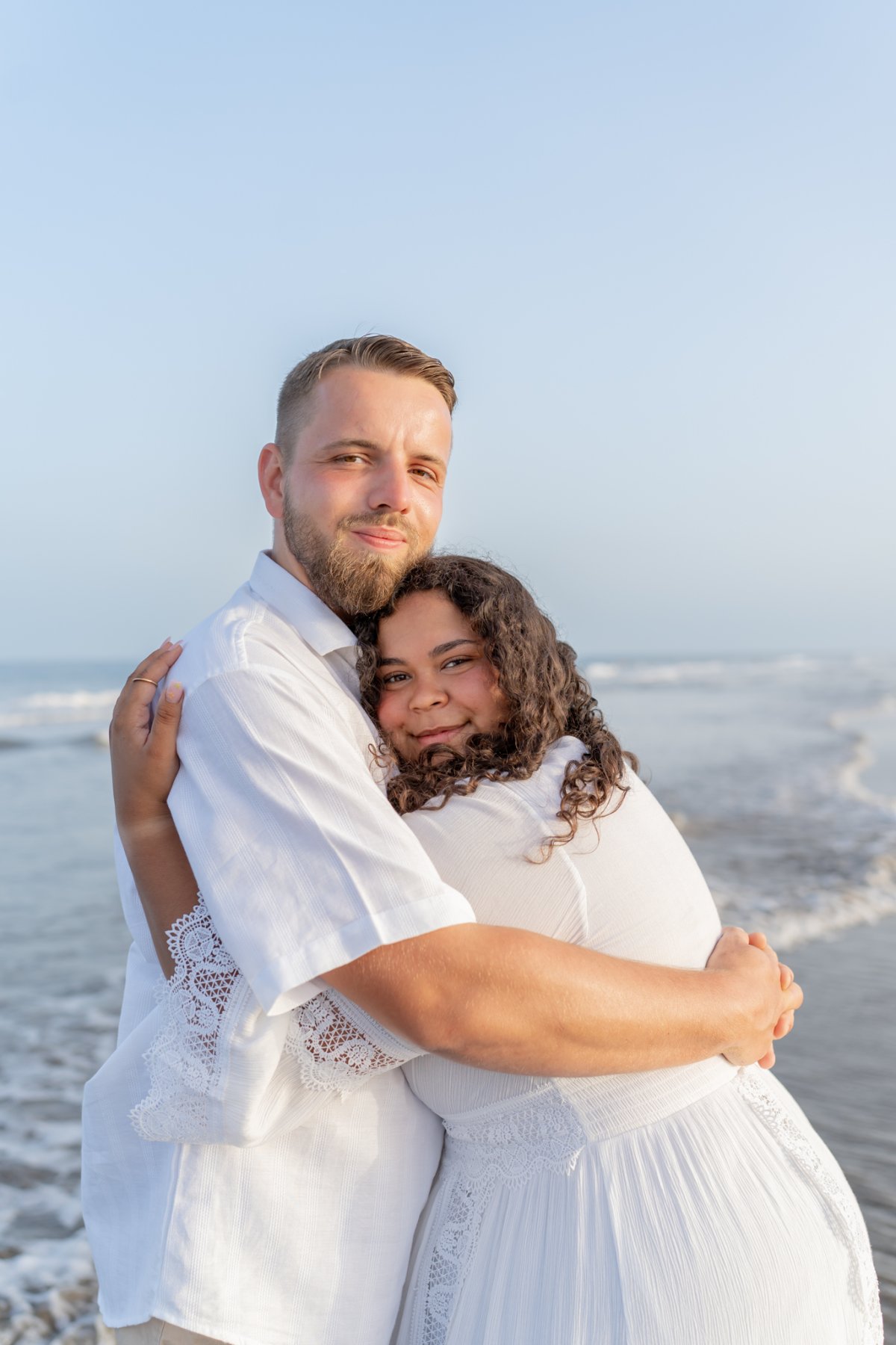 Séances photo de couple : Capturer vos instants de bonheur à Gran Canaria Laissez-nous capturer vos instants de bonheur à Gran Canaria. Nos séances photo de couple sont conçues pour immortaliser votre amour. Réservez votre séance dès aujourd'hui!