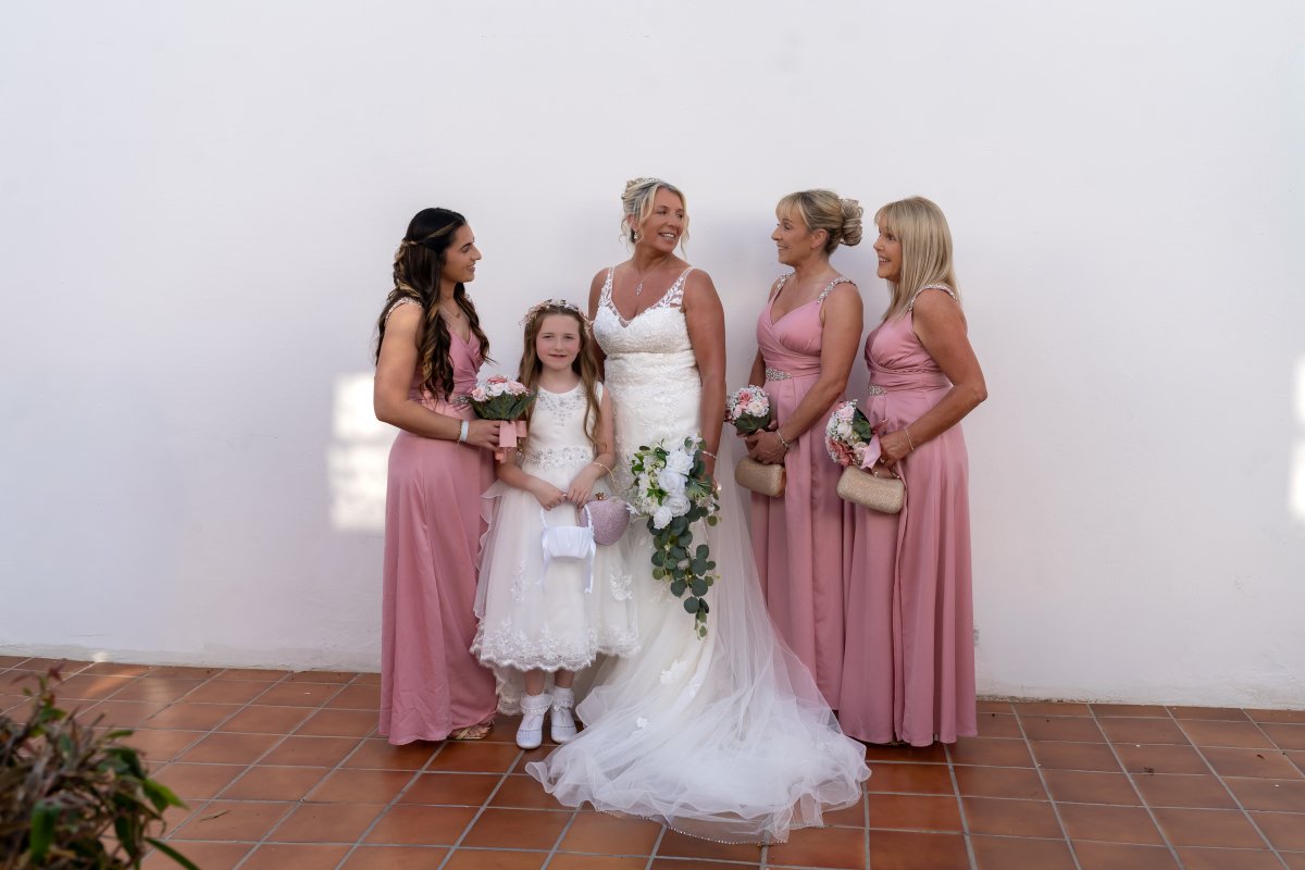 Explorez la tradition de la Lucha Canaria à Gran Canaria à travers nos photos. La passion et l'énergie de ce sport ancestral ressort..